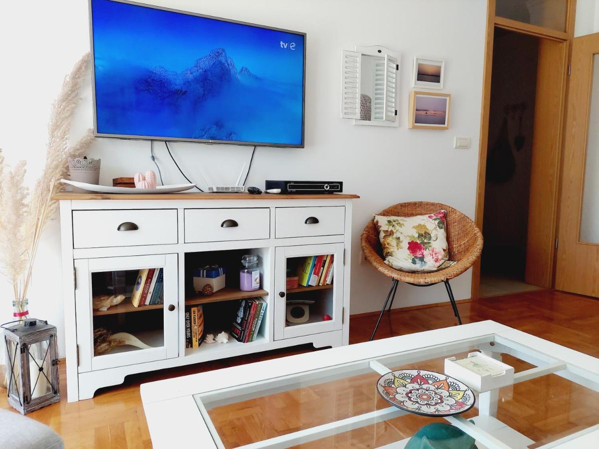 Aska Apartment Бар Экстерьер фото